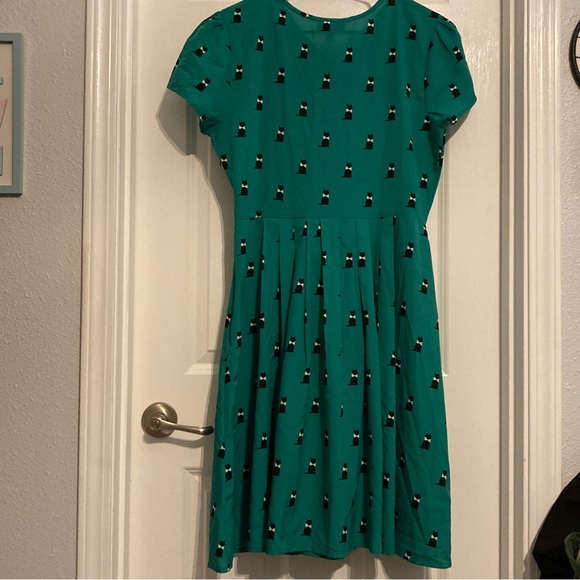 Exploratory Style A-Line Dress in Cats - Picture 4 of 6